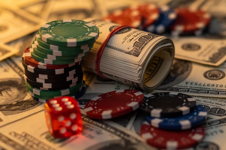 シンプルカジノ(Simple Casino) の気になる評判や登録・入金・出金・プレイ方法を解説